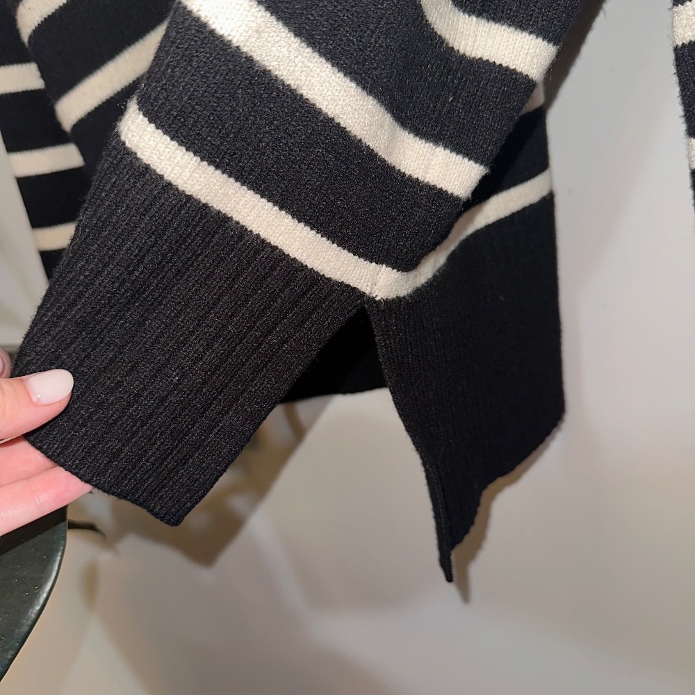 Zara Black and White Striped Quarter-Zip Sweater - Picture 4 of 5
